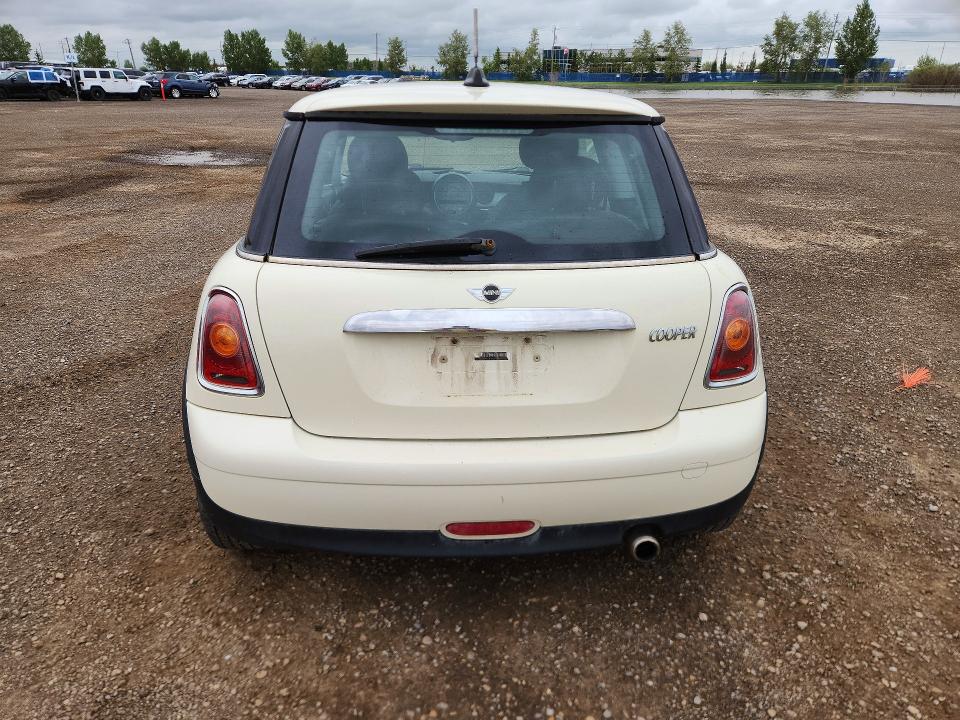 2009 Mini Cooper VIN WMWMF33529TU74906 COPART salvage auction — FRONT END, Ab - Bos - Salvage, sold $550 on 2026-08-04 (photo 6)