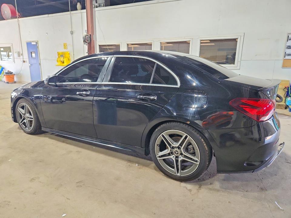 2020 Mercedes-benz VIN W1K3G4FB1LW043844 COPART salvage auction — REAR END, Sd - Certificate Of Title, sold $5,900 on 2026-07-30 (photo 2)