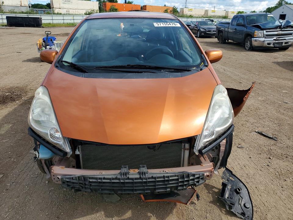 2011 Honda Fit VIN JHMGE8H57BC004982 COPART salvage auction — REAR END, OH - CERT OF TITLE-SALVAGE, sold $550 on 2026-07-09 (photo 5)