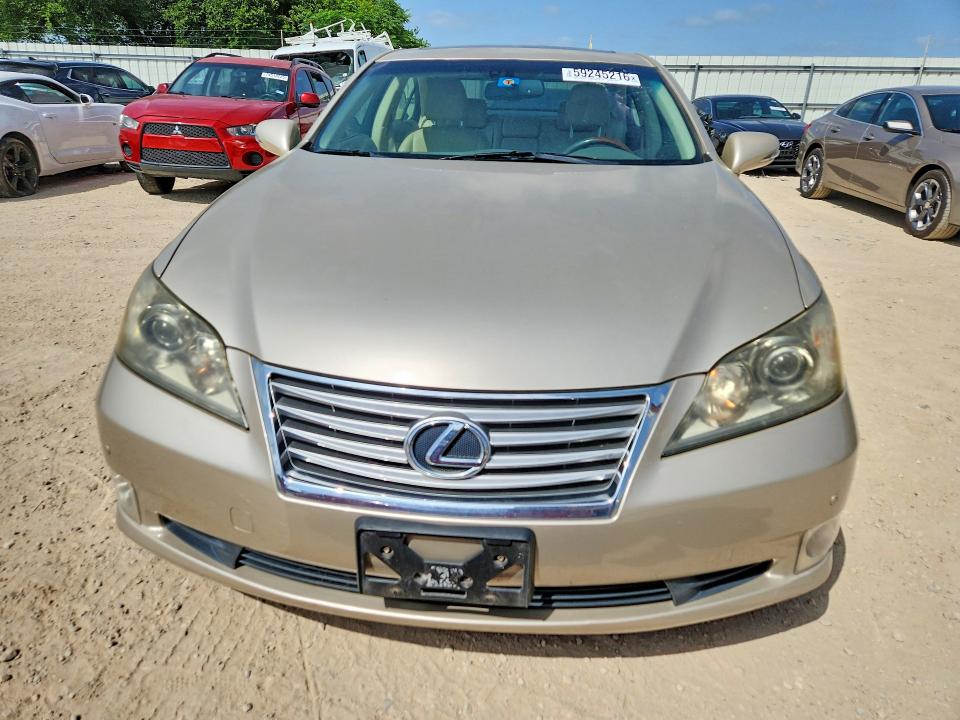 2011 Lexus ES VIN JTHBK1EG0B2470839 COPART salvage auction — UNDERCARRIAGE, Tx - Salvage Vehicle Title, sold $350 on 2026-07-30 (photo 5)