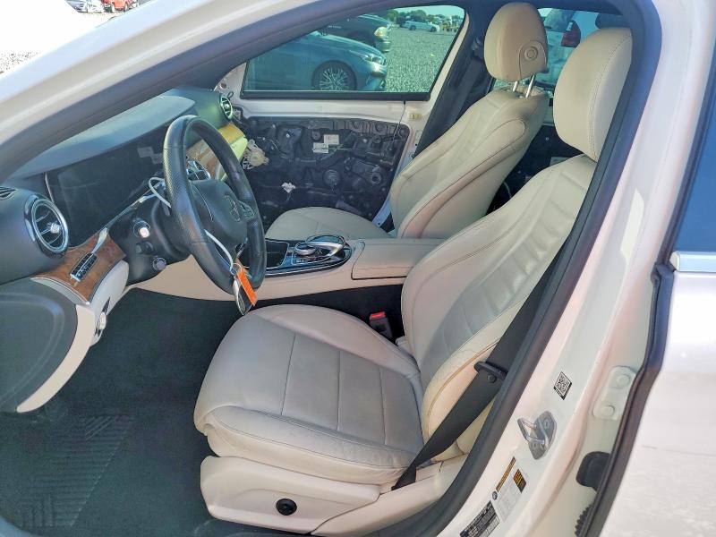 2018 Mercedes-benz E-klasse VIN WDDZF4JB2JA315851 COPART salvage auction — SIDE, FL - CERT OF TITLE SLVG REBUILDABLE, sold $9,500 on 2026-07-02 (photo 7)