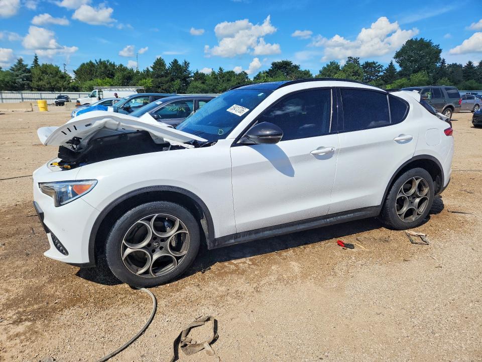 2021 Alfa romeo Stelvio VIN ZASPAKAN2M7D01892 COPART salvage auction — REAR END, Il - Salvage Certificate, sold $3,950 on 2026-08-25 (photo 1)