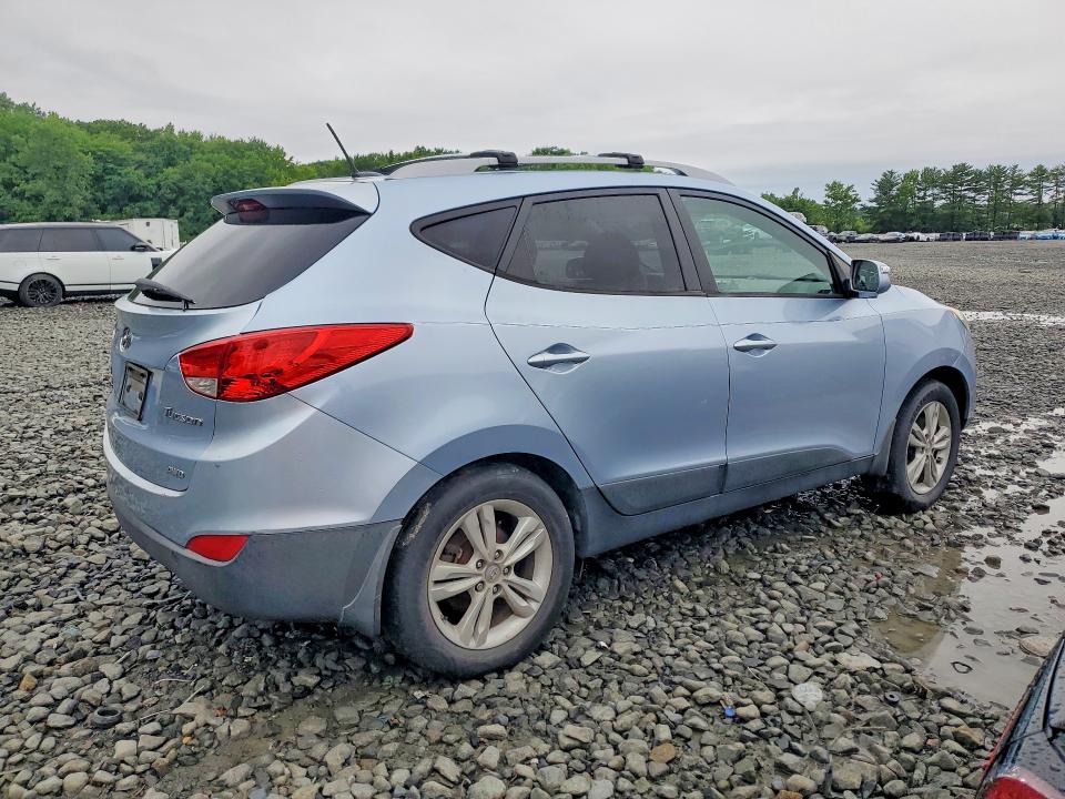 2012 Hyundai Tucson VIN KM8JUCAC9CU417063 COPART salvage auction — NORMAL WEAR, Nj - Certificate Of Title, sold $1,950 on 2026-07-14 (photo 3)
