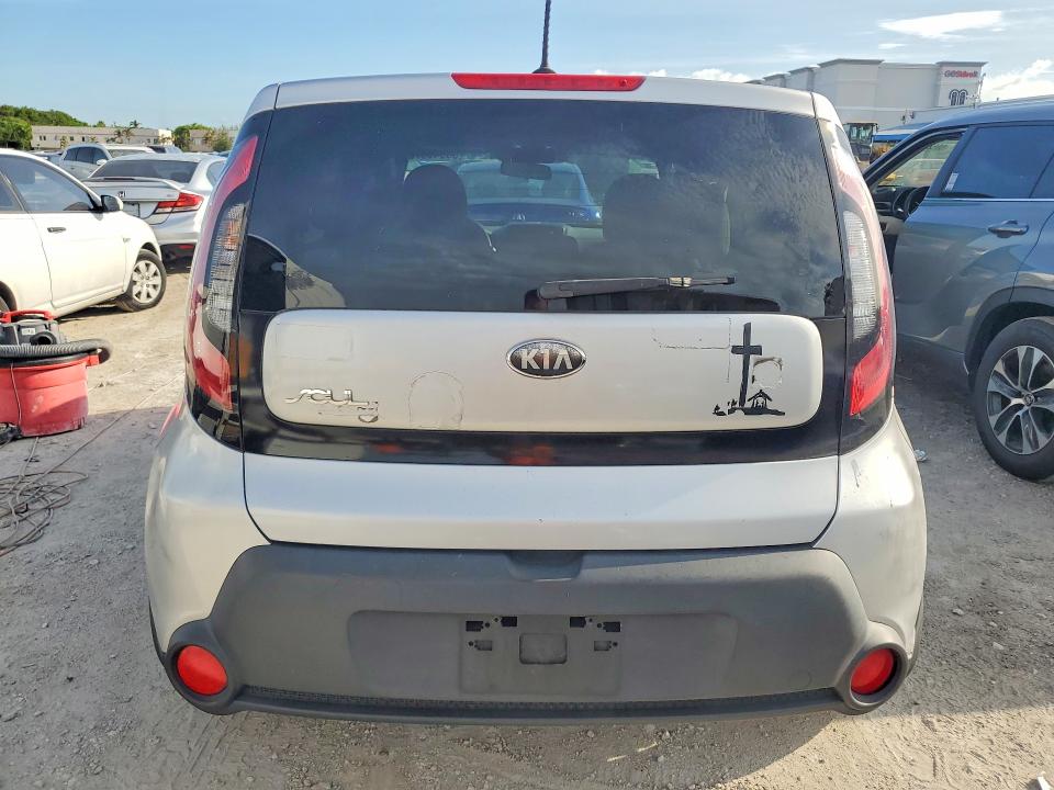 2015 Kia Soul VIN KNDJN2A23F7812927 COPART salvage auction — FRONT END, Fl - Cert Of Title Slvg Rebuildable, sold $800 on 2026-07-07 (photo 6)