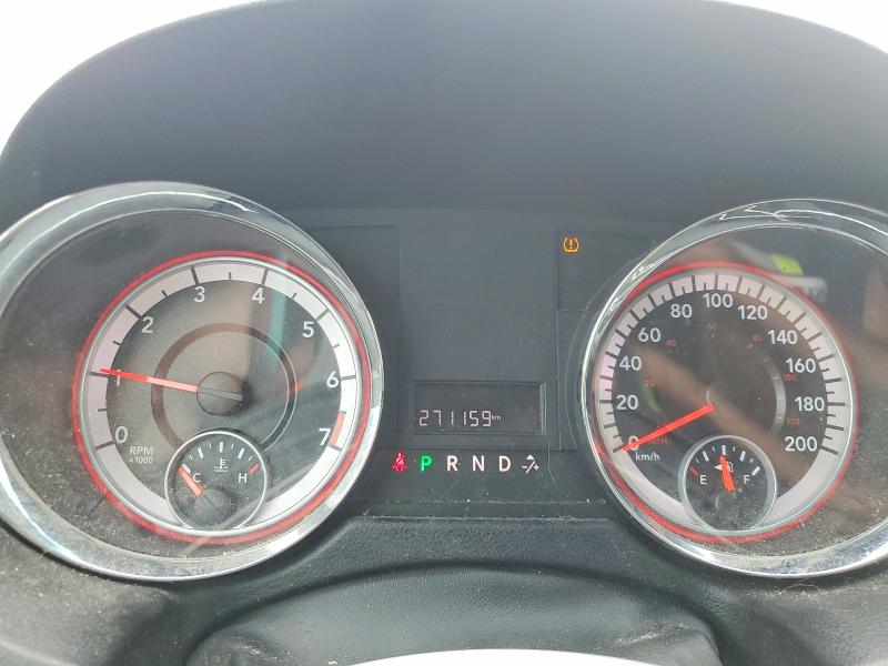 2012 Dodge VIN 2C4RDGBG5CR285531 COPART salvage auction — SIDE, On - Permit No Brand - Unfit, sold $425 on 2026-07-02 (photo 9)
