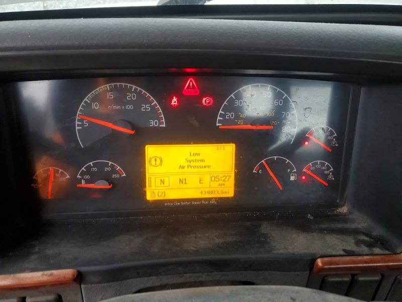 2009 Volvo Vn VIN 4V4NC9EGX9N264404 COPART salvage auction — FRONT END, Wa - Vehicle Cert Of Ownership-Titl, sold $2,550 on 2026-07-14 (photo 8)