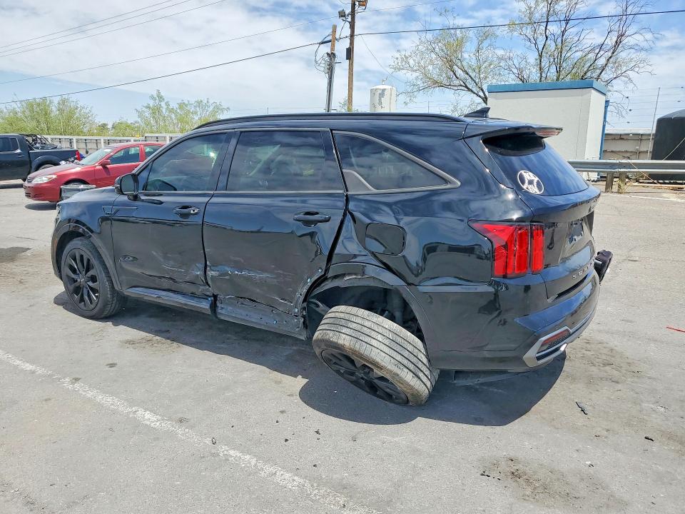 2021 Kia Sorento VIN 5XYRK4LF3MG032885 COPART salvage auction — REAR END, Tx - Salvage Vehicle Title, sold $150 on 2026-07-24 (photo 2)