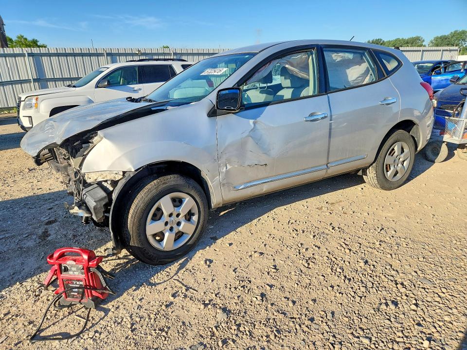 2014 Nissan Rogue VIN JN8AS5MV2EW702573 COPART salvage auction — FRONT END, Ks - Cert Of Title-Salvage, sold $90 on 2026-07-28 (photo 1)