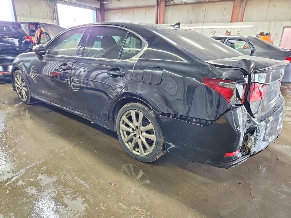 2014 Lexus VIN JTHCE1BL3E5024331 COPART salvage auction — REAR END, IL - SALVAGE CERTIFICATE, sold $250 on 2026-07-28 (photo 2)