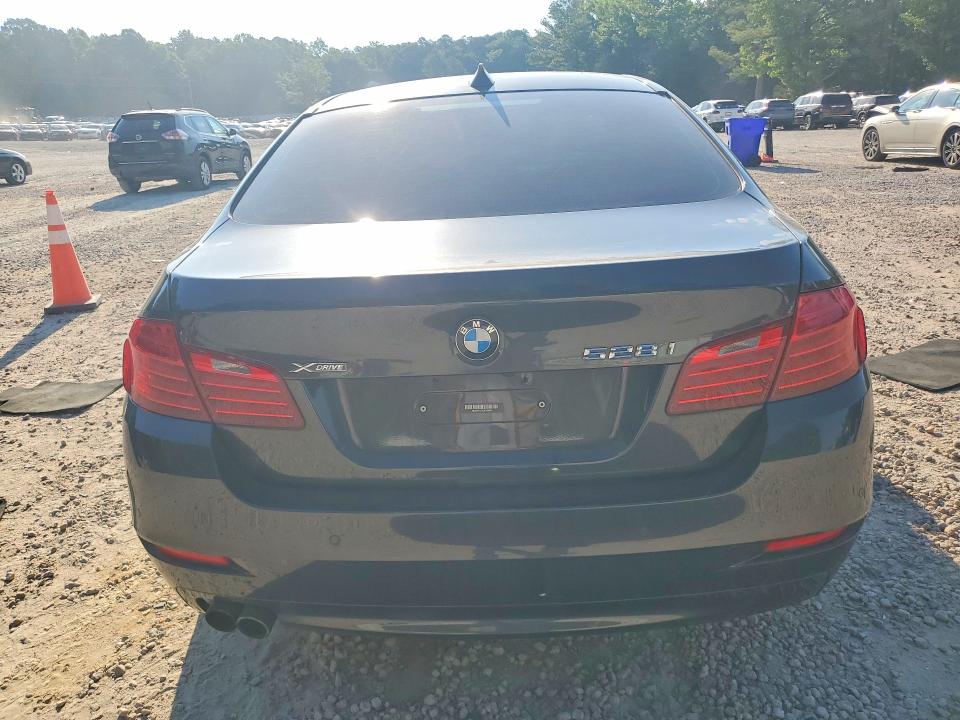 2016 BMW 5 series VIN WBA5A7C51GG148868 COPART salvage auction — MINOR DENT/SCRATCHES, NC - CERTIFICATE OF TITLE, sold $450 on 2026-07-17 (photo 6)