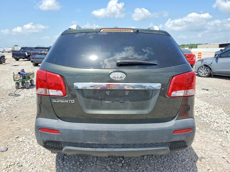 2011 Kia Sorento VIN 5XYKT4A25BG158385 COPART salvage auction — SIDE, Tx - Salvage Vehicle Title, sold $1,750 on 2026-07-30 (photo 6)