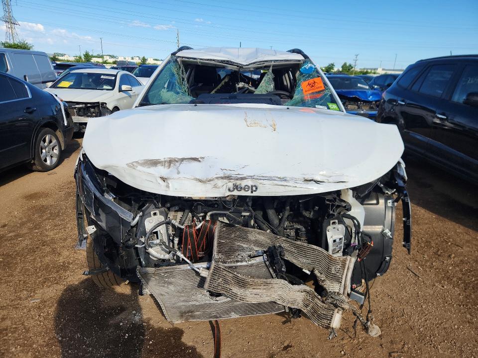 2022 Jeep VIN 3C4NJDBB8NT116369 COPART salvage auction — FRONT END, Mi - Certificate Of Title, sold $850 on 2026-09-08 (photo 5)