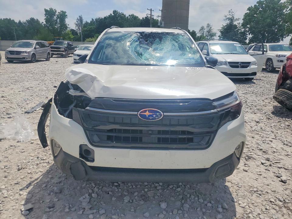 2025 Subaru Forester VIN JF2SLSTD1SH420155 COPART salvage auction — FRONT END, Mi - Certificate Of Title, sold $20,500 on 2026-07-30 (photo 5)