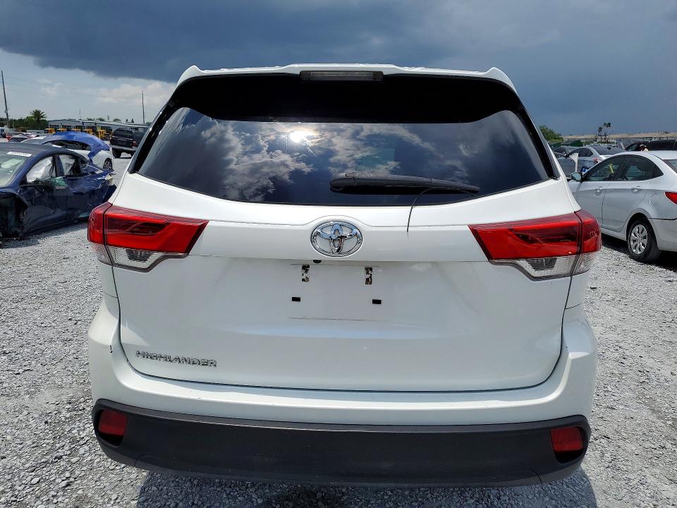 2019 Toyota Highlander VIN 5TDZARFH4KS058683 COPART salvage auction — FRONT END, Fl - Certificate Of Title, sold $12,500 on 2026-07-09 (photo 6)