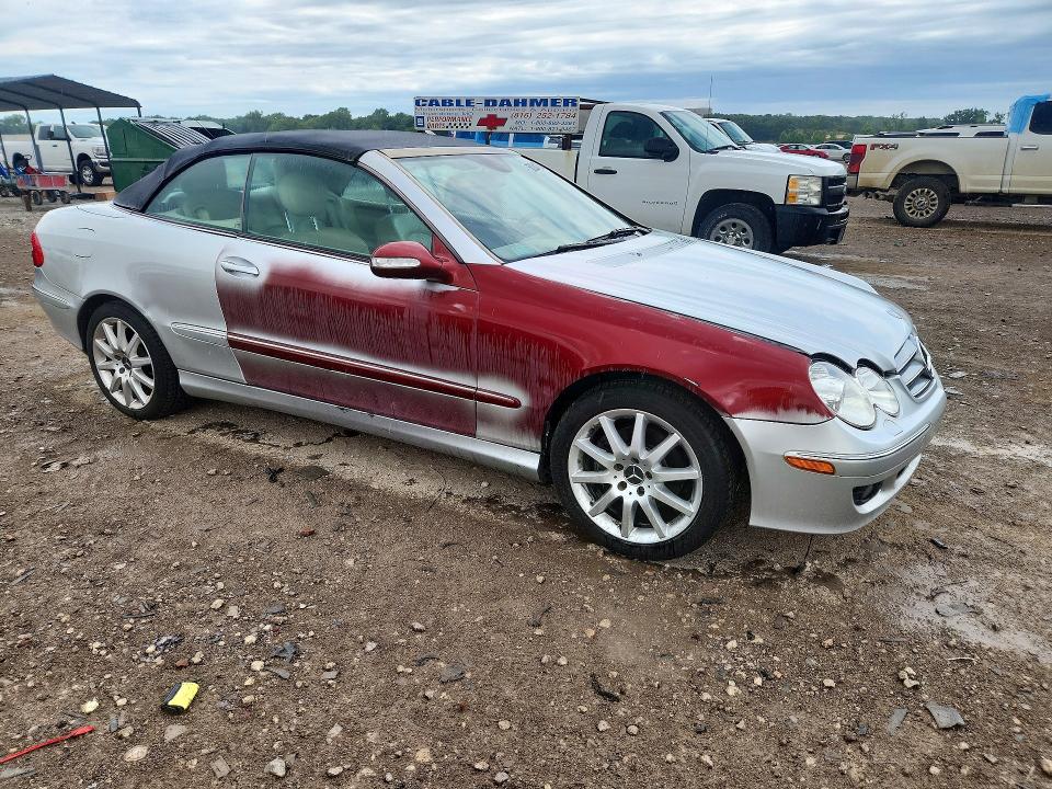 2007 Mercedes-benz Clk-class VIN WDBTK56F17T077838 COPART salvage auction — HAIL, Ks - Cert Of Title-Rebuilt Salvage (P), sold $500 on 2026-07-07 (photo 4)