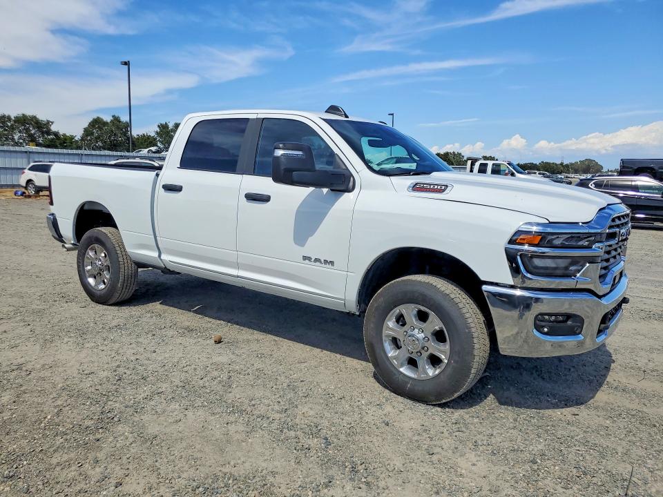 2026 Ram 2500 VIN 3C6UR5DJ4TG197107 COPART salvage auction — DAMAGE HISTORY, Ca - Dis/Dlr/Exp Only Clean Title (P), sold $11,300 on 2026-07-21 (photo 4)