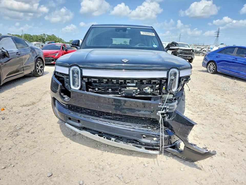2024 Rivian R1s VIN 7PDSGCBA9RN045068 COPART salvage auction — FRONT END, Salvage Title, sold $17,800 on 2026-09-08 (photo 5)