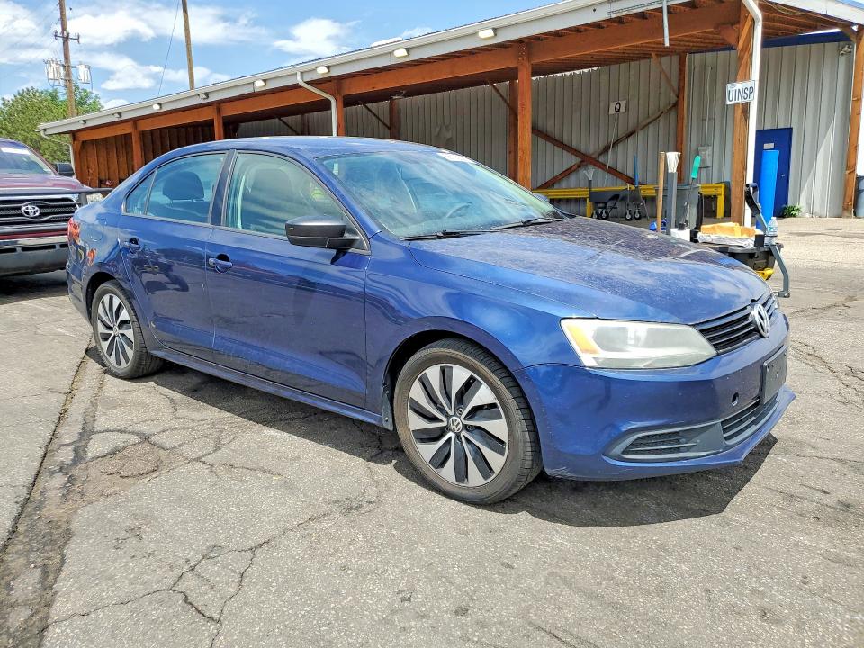 2014 Volkswagen Jetta VIN 3VW2K7AJ8EM398577 COPART salvage auction — HAIL, Co - Certificate Of Title, sold $1,750 on 2026-07-02 (photo 4)