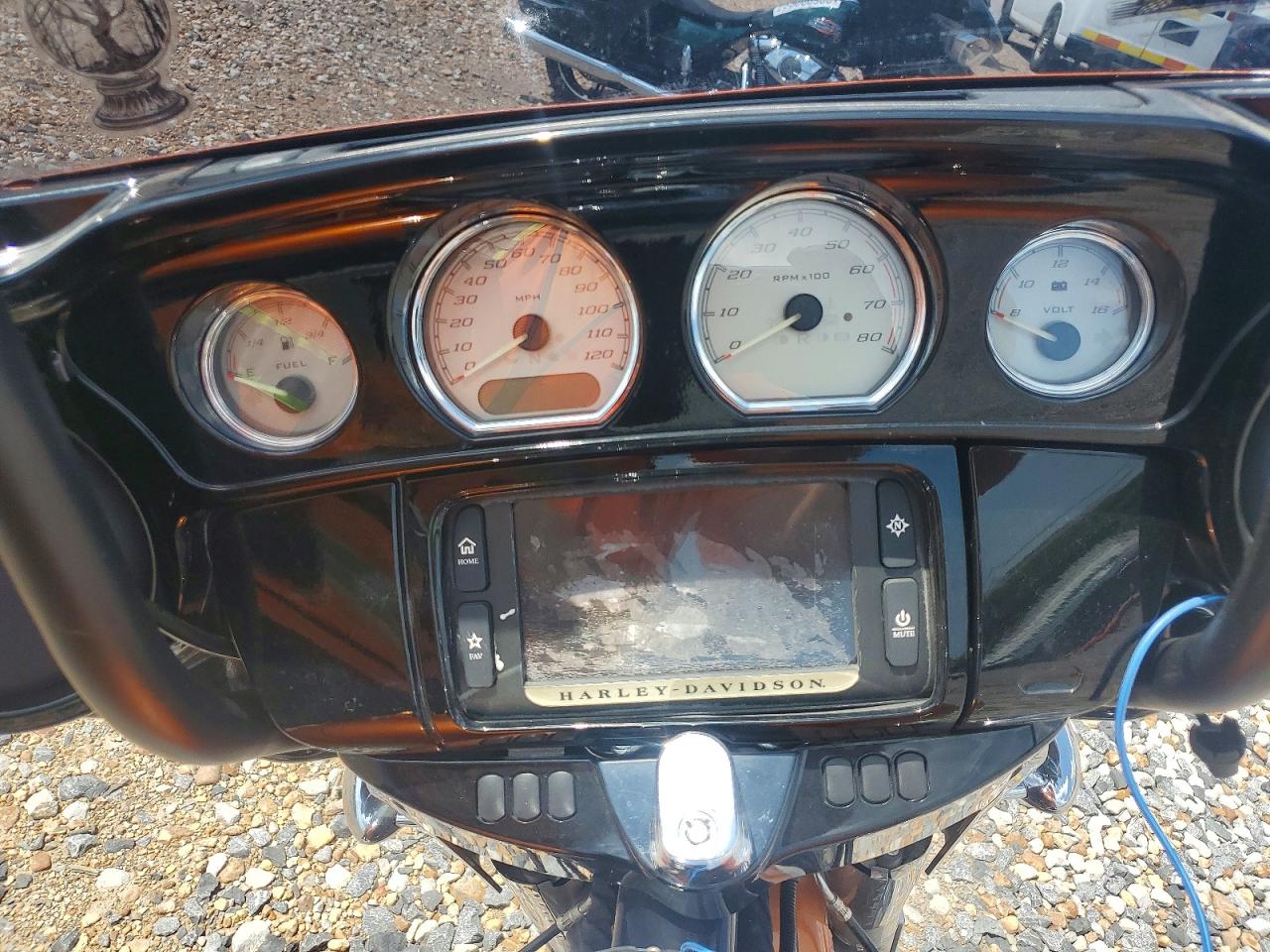 2015 Harley-Davidson FLHXS VIN 1HD1KRM17FB700700 COPART salvage auction — Front End, TN - SALVAGE CERTIFICATE, sold $3,250 on 2026-07-09 (photo 7)