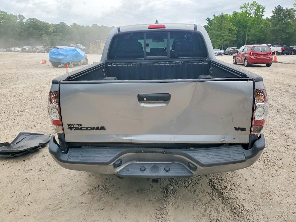 2015 Toyota Tacoma VIN 3TMLU4EN3FM185616 COPART salvage auction — REAR END, Nc - Salvage Certificate Of Title, sold $10,600 on 2026-07-31 (photo 6)