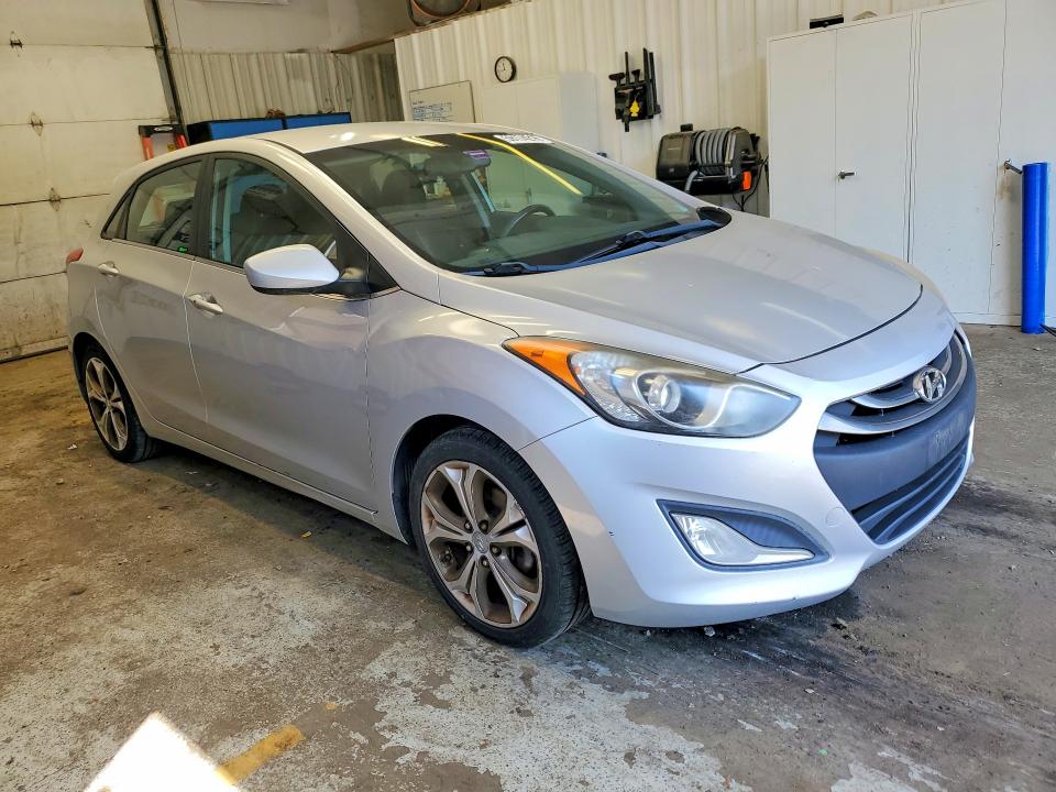 2013 Hyundai Elantra VIN KMHD35LE1DU047299 COPART salvage auction — MINOR DENT/SCRATCHES, Me - Certificate Of Title, sold $825 on 2026-07-09 (photo 4)