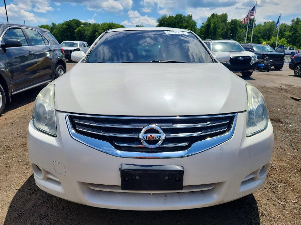 2011 Nissan Altima VIN 1N4AL2AP2BN486356 COPART salvage auction — REAR END, CT - CERT OF TITLE-SALVAGE, sold $475 on 2026-07-02 (photo 5)