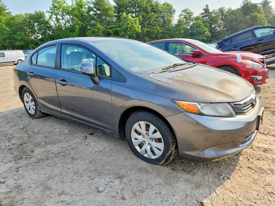 2012 Honda Civic VIN 2HGFB2F5XCH318888 COPART salvage auction — MINOR DENT/SCRATCHES, Ma - Certificate Of Title, sold $4,100 on 2026-07-02 (photo 4)