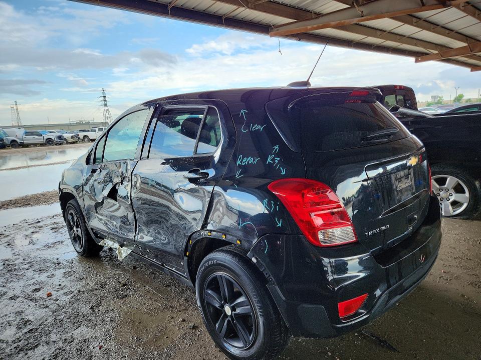 2022 Chevrolet Trax VIN KL7CJNSM1NB511006 COPART salvage auction — SIDE, Tx - Salvage Vehicle Title, sold $1,550 on 2026-07-28 (photo 2)