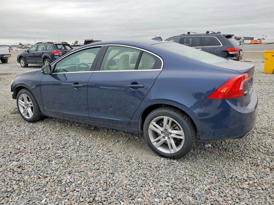2015 Volvo VIN YV1612TM9F1358650 COPART salvage auction — FRONT END, Co - Public - Salvage Title, sold $1,700 on 2026-07-28 (photo 2)
