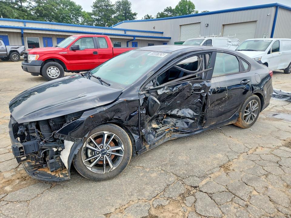 2022 Kia Forte VIN 3KPF24AD7NE472904 COPART salvage auction — SIDE, GA - CERTIFICATE OF TITLE, sold $1,800 on 2026-07-09 (photo 1)