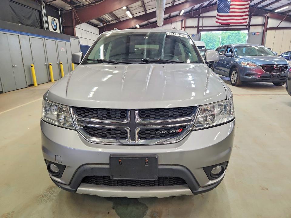 2015 Dodge Journey VIN 3C4PDDBGXFT618720 COPART salvage auction — MINOR DENT/SCRATCHES, RI - CERTIFICATE OF TITLE, sold $1,050 on 2026-07-30 (photo 5)