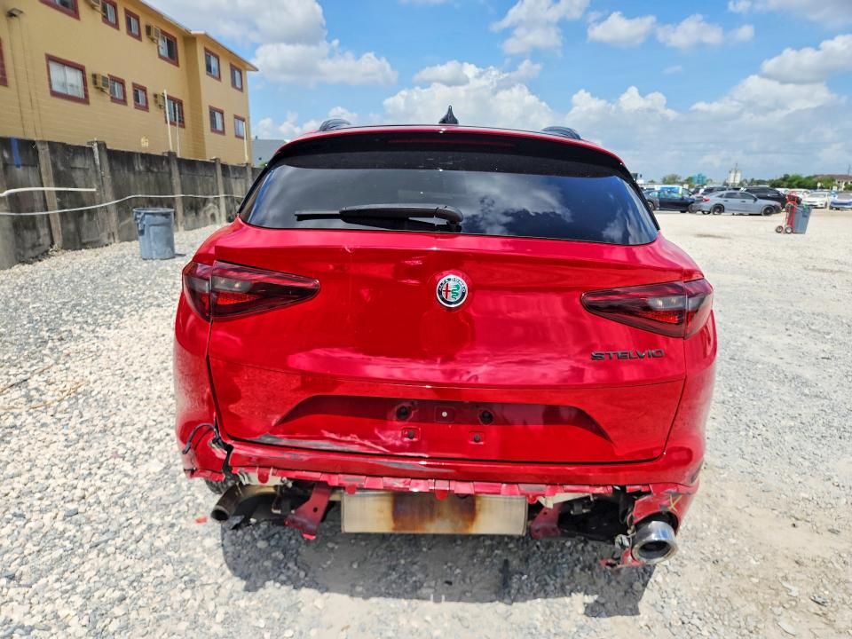2021 Alfa romeo Stelvio VIN ZASPAJANXM7D14917 COPART salvage auction — REAR END, FL - CERT OF TITLE SLVG REBUILDABLE, sold $7,300 on 2026-07-17 (photo 6)