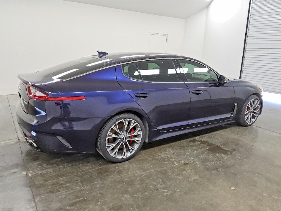 2020 Kia Stinger VIN KNAE35LC4L6085097 COPART salvage auction — MINOR DENT/SCRATCHES, TX - CERTIFICATE OF TITLE (P), sold $18,000 on 2026-07-23 (photo 3)