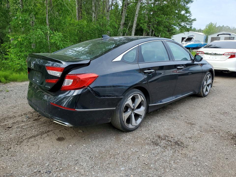 2018 Honda Accord VIN 1HGCV1F97JA807929 COPART salvage auction — REAR END, On - Permit No Brand - Unfit, sold $300 on 2026-07-09 (photo 3)