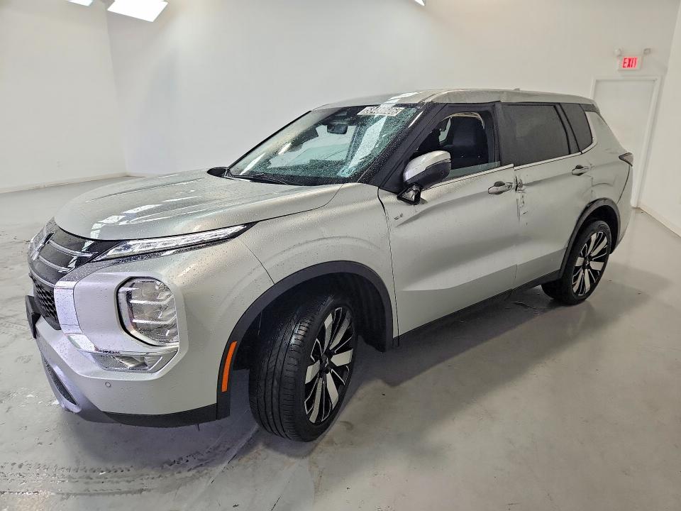 2025 Mitsubishi Outlander VIN JA4J3VA84SZ032794 COPART salvage auction — SIDE, AZ - CERT OF TITLE - SALVAGE (P), sold $6,500 on 2026-07-27 (photo 1)