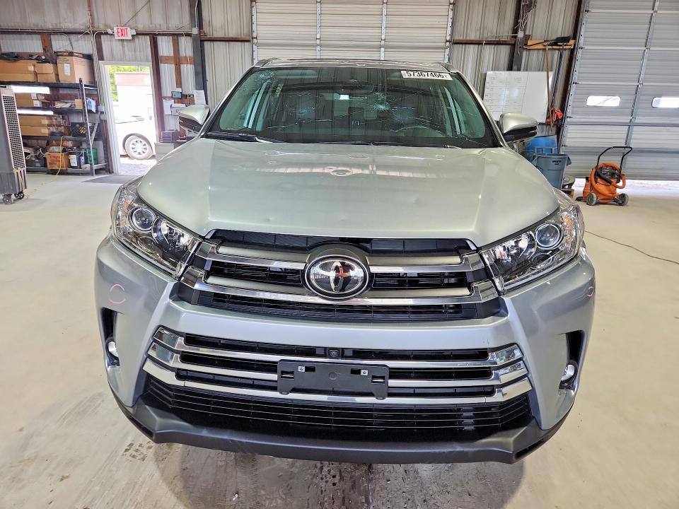 2019 Toyota Highlander VIN 5TDDZRFH7KS737494 COPART salvage auction — HAIL, Mo - Certificate Of Title, sold $21,600 on 2026-07-08 (photo 5)