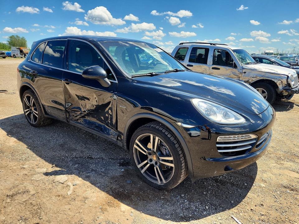 2014 Porsche Cayenne VIN WP1AF2A29ELA44341 COPART salvage auction — SIDE, Il - Salvage Certificate, sold $4,650 on 2026-07-16 (photo 4)