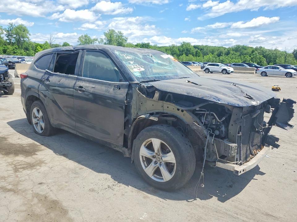 2020 Toyota Highlander VIN 5TDBZRBH7LS018079 COPART salvage auction — ROLLOVER, Ny - Certificate Of Title, sold $2,500 on 2026-07-09 (photo 4)