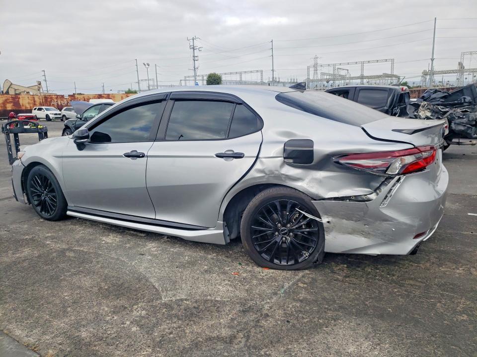 2022 Toyota Camry solara VIN 4T1G31AK4NU039276 COPART salvage auction — REAR END, Ca - Salvage Certificate, sold $11,000 on 2026-07-31 (photo 2)