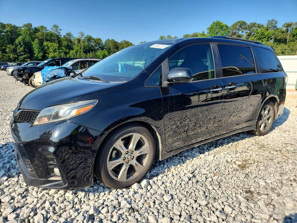 2018 Toyota Sienna VIN 5TDXZ3DC0JS955065 COPART salvage auction — MINOR DENT/SCRATCHES, Ga - Certificate Of Title (P), sold $10,400 on 2026-07-30 (photo 1)