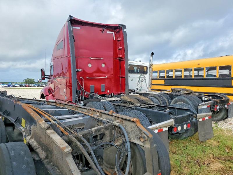 2019 Kenworth T680 VIN 1XKYDP9X9KJ277344 COPART salvage auction — MINOR DENT/SCRATCHES, TX - CERTIFICATE OF TITLE, sold $16,500 on 2026-07-30 (photo 3)