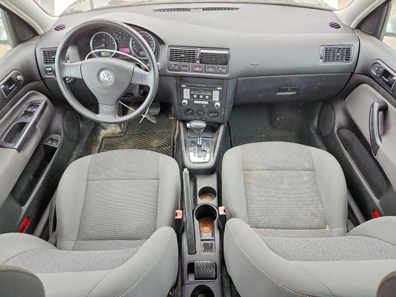 2009 Volkswagen Golf VIN 9BWEL41J594019859 COPART salvage auction — MINOR DENT/SCRATCHES, ON - PERMIT NO BRAND - UNFIT, sold $300 on 2026-07-08 (photo 8)