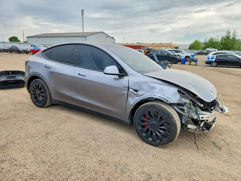 2024 Tesla Model y VIN 7SAYGDEE4RF213397 COPART salvage auction — FRONT END, On - Permit Salvage, sold $15,750 on 2026-07-28 (photo 4)