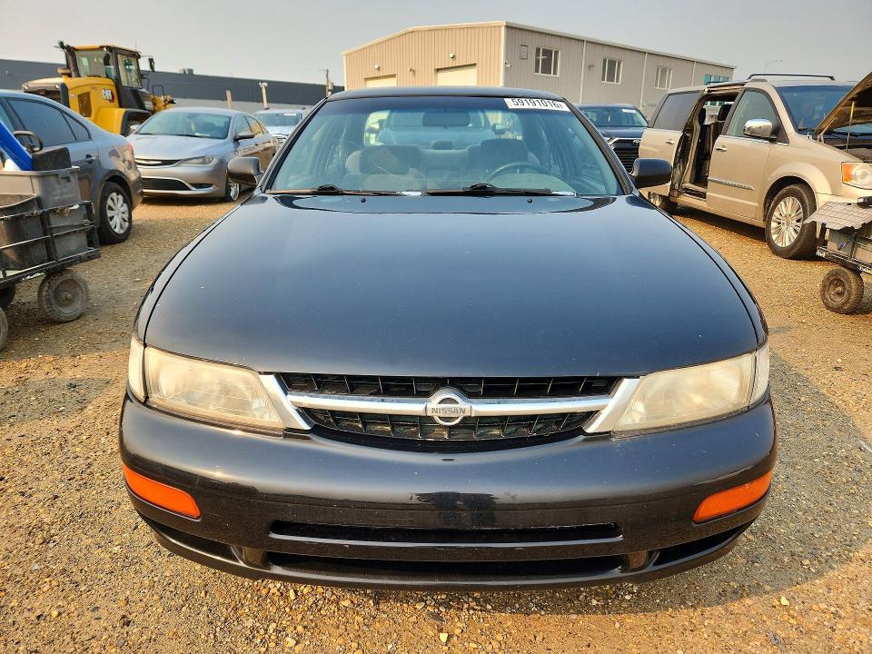 1998 Nissan Maxima VIN JN1CA21D0WT604844 COPART salvage auction — REAR END, AB - BOS - SALVAGE, sold $200 on 2026-07-16 (photo 5)
