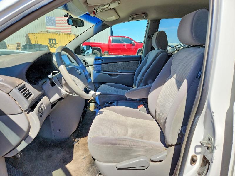 2007 Toyota Sienna VIN 5TDZK23C27S038324 COPART salvage auction — MINOR DENT/SCRATCHES, Tx - Certificate Of Title, sold $675 on 2026-07-09 (photo 7)