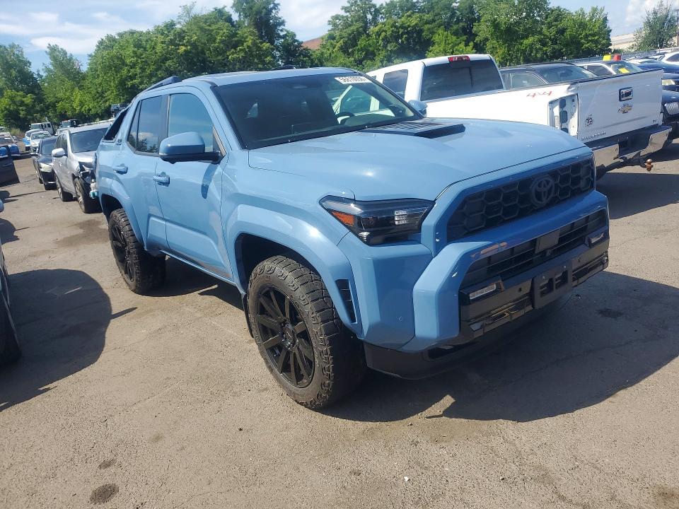 2025 Toyota 4runner VIN JTEVA5BR3S5058357 COPART salvage auction — ROOF, Ct - Cert Of Title-Salvage, sold $14,600 on 2026-07-10 (photo 4)