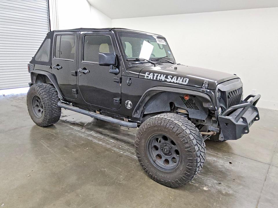 2016 Jeep Wrangler unlimited VIN 1C4BJWDG8GL228594 COPART salvage auction — MINOR DENT/SCRATCHES, Tx - Certificate Of Title, sold $3,550 on 2026-07-02 (photo 4)