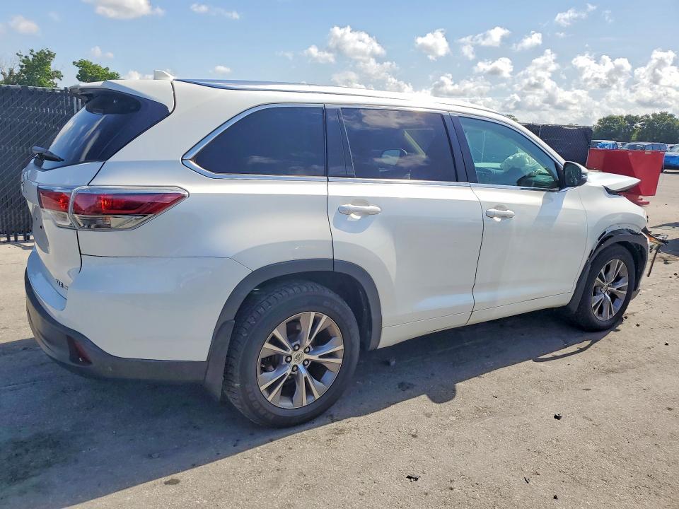 2014 Toyota Highlander VIN 5TDJKRFH3ES016326 COPART salvage auction — FRONT END, FL - CERTIFICATE OF TITLE (P), sold $4,300 on 2026-07-02 (photo 3)