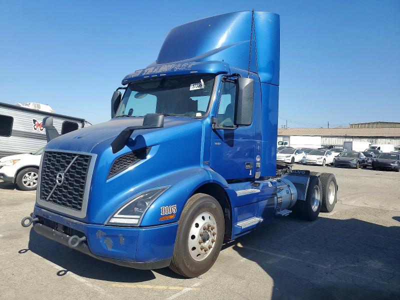2022 Volvo VIN 4V4WC9EH2NN604328 COPART salvage auction — NORMAL WEAR, TX - DIS/DLR/EXP ONLY CLEAN TITLE, sold $16,200 on 2026-07-28 (photo 2)