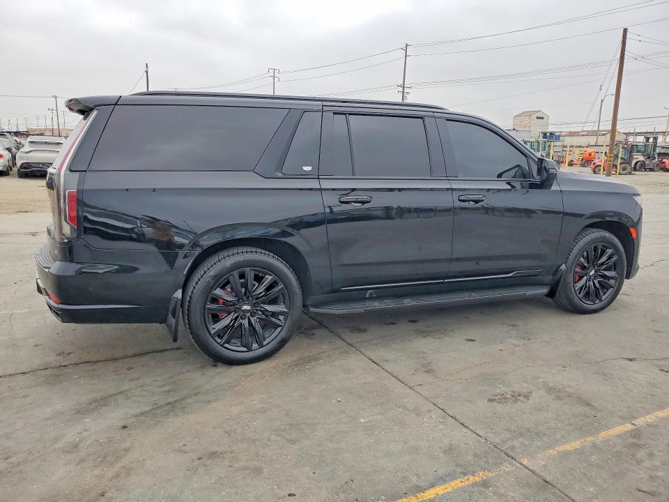 2021 Cadillac Escalade VIN 1GYS4RKL4MR478362 COPART salvage auction — MINOR DENT/SCRATCHES, Ny - Mv-907A Salvage Certificate, sold $35,750 on 2026-07-06 (photo 3)